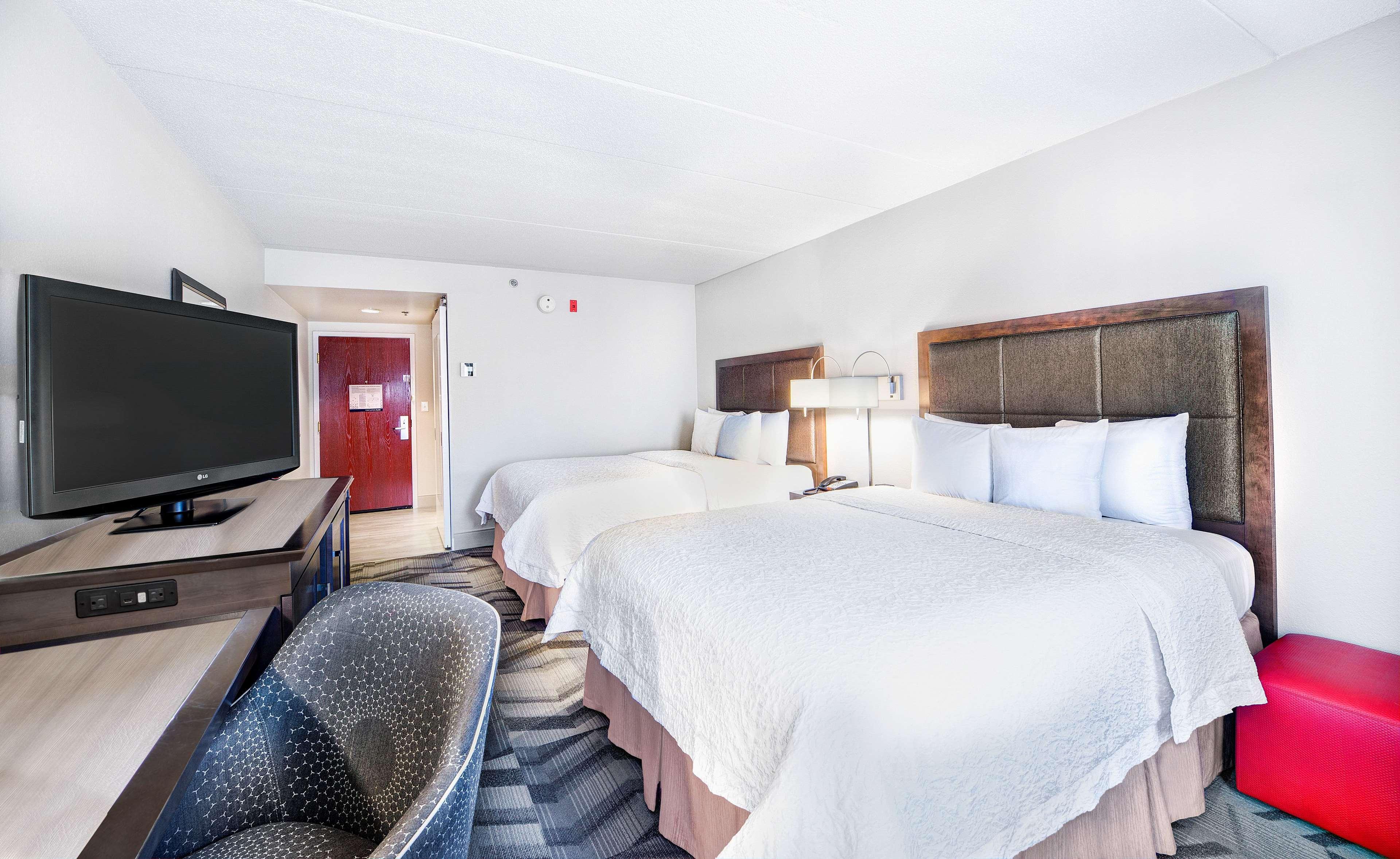 Hampton Inn & Suites Atlanta-Galleria Смирна Экстерьер фото